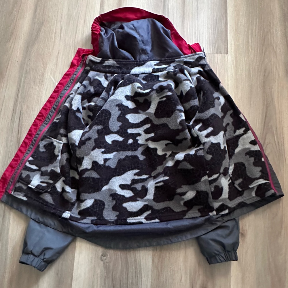 Eddie Bauer Boys Rain resistant shell and fleece - 2 piece 10/12 - Picture 9 of 10